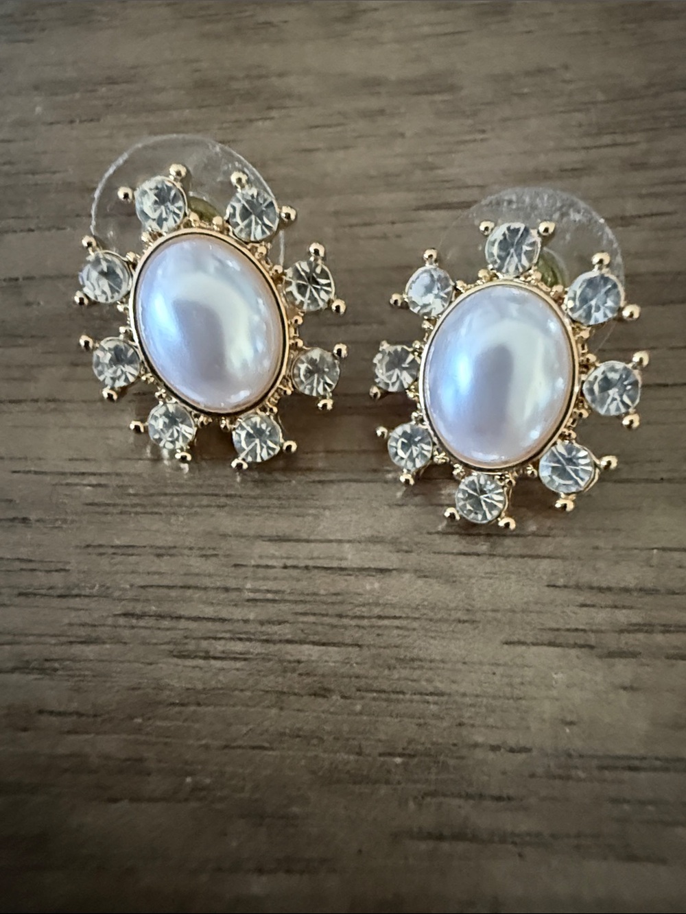 Lilly Pulitzer Gold Pearl & Clear Crystal Sunburst Earrings